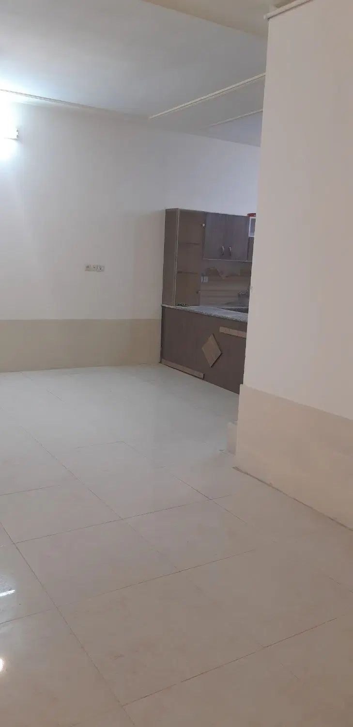 اجاره زیر زمین مسکونی_ راه جدا_ دارای پارکینگ