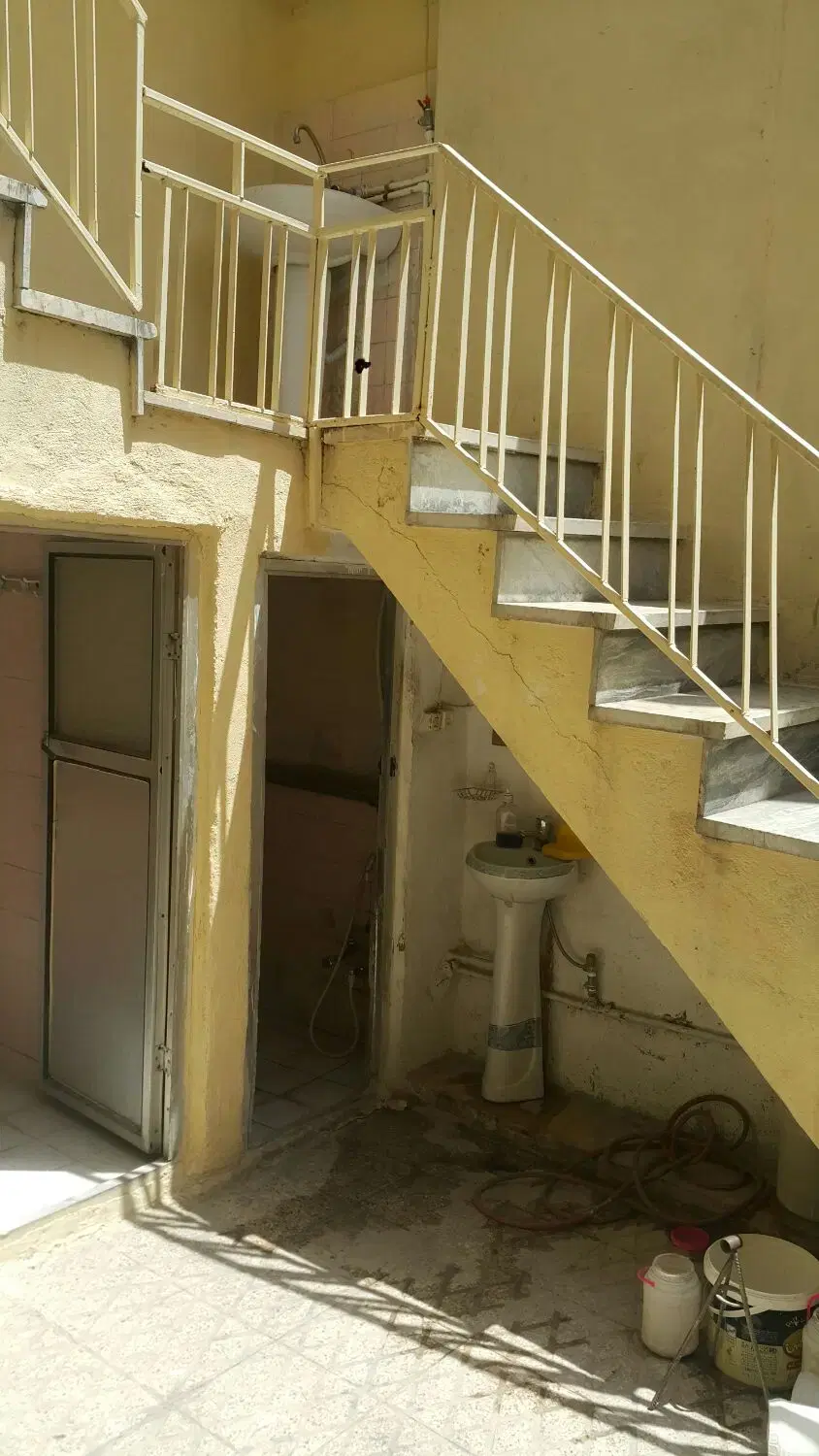خانه 55متری دو طبقه تک سرویس دربست