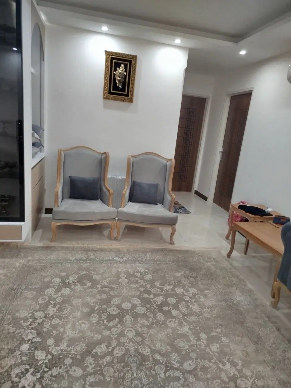 فروش یک واحد آپارتمان 85 متری خوش نقشه