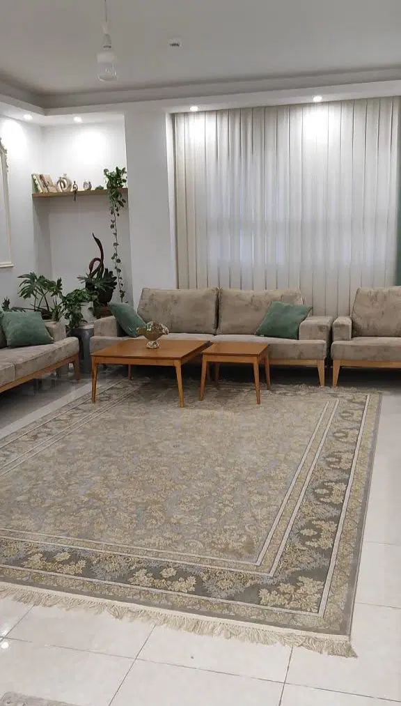 آپارتمان ۹۳ متری زنبیل آباد
