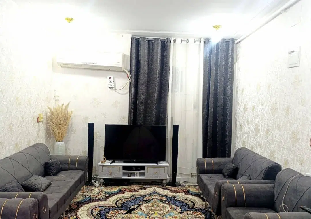 آپارتمان تمیز و شیک