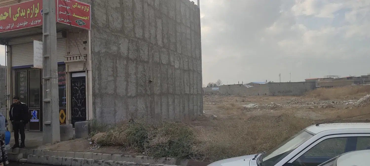صمدزاده ۲ بر خیابان۳۲ متری