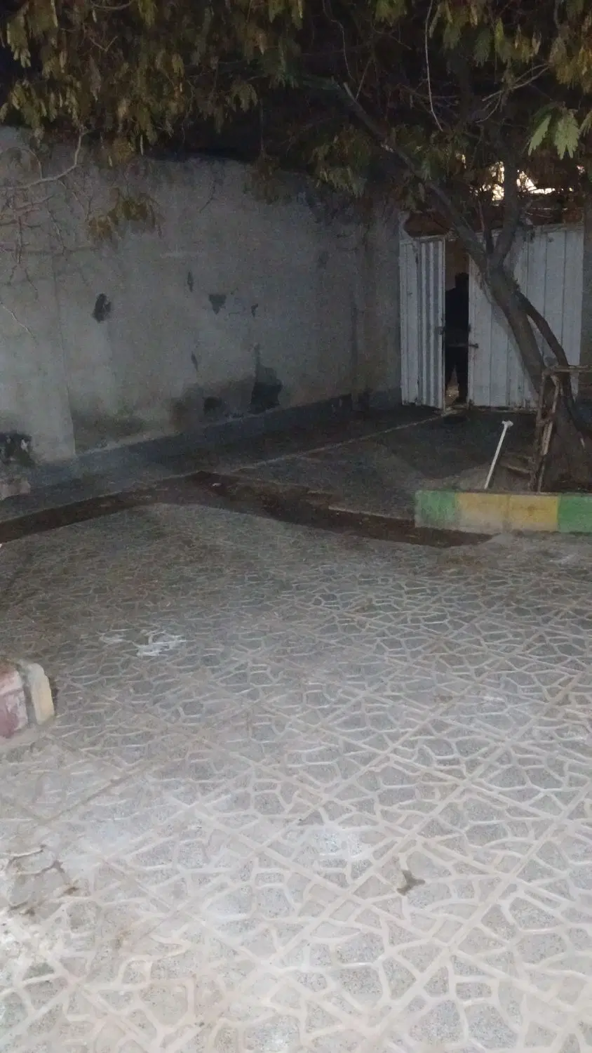 خانه ویلایی ۱۶۰ متری مرکز شهر