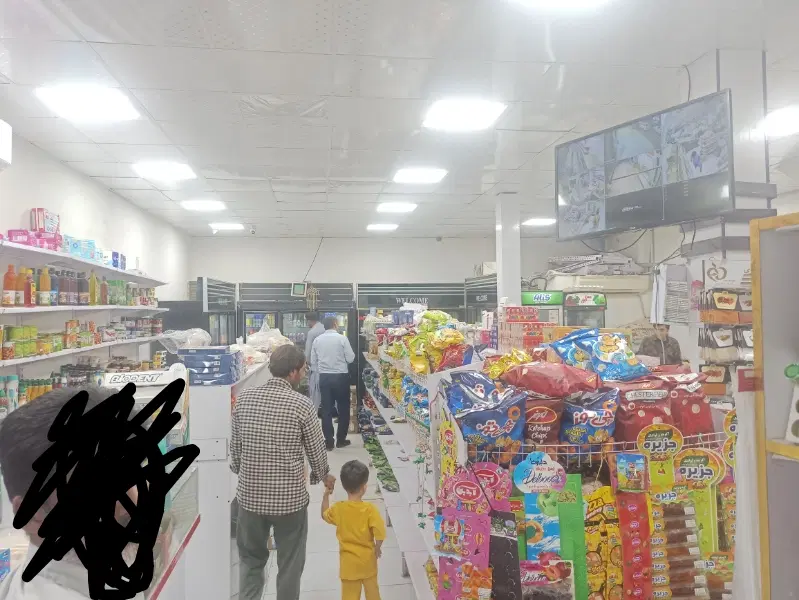 مغازه ۱۵۰ متری خیابان مطهری