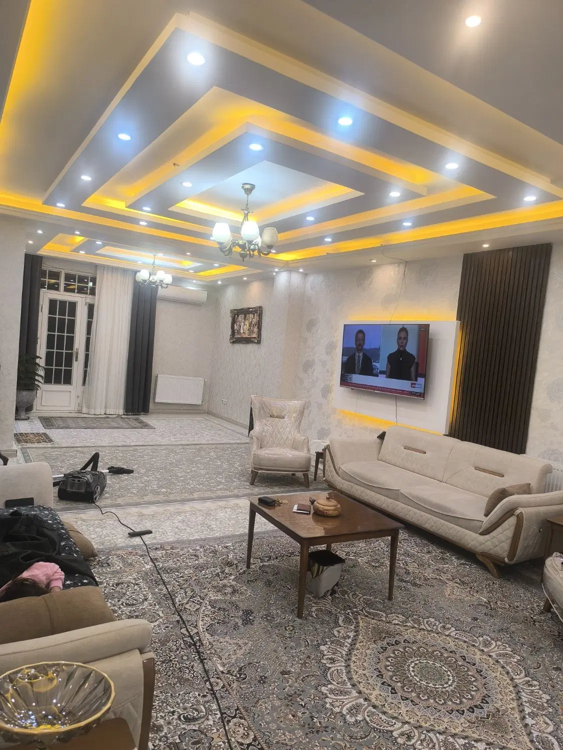 شهرک اذربایجان دو طبقه روی پیلوت