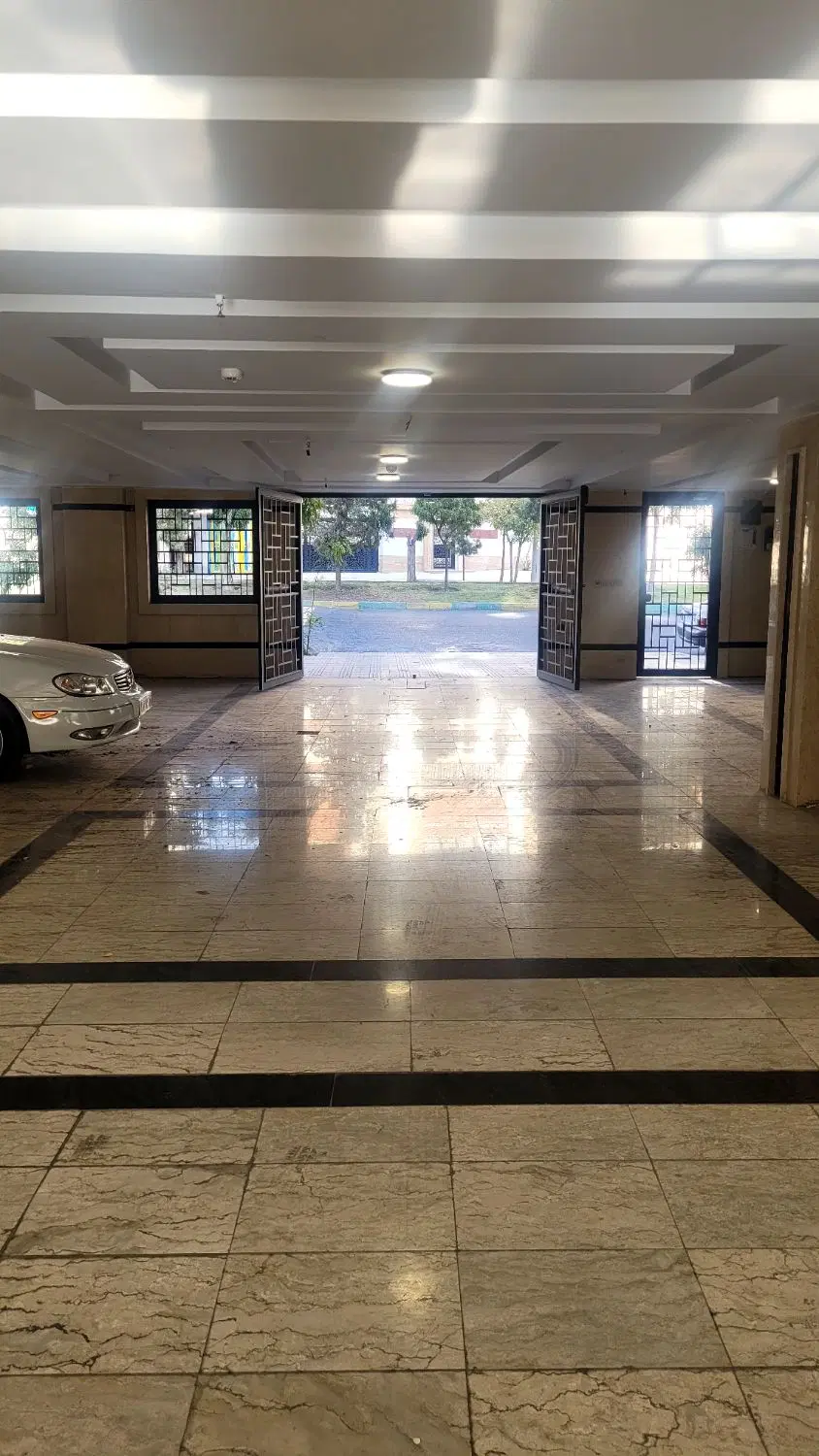 آپارتمان ۱۲۰ متری جهان نما شهرک احمدیه