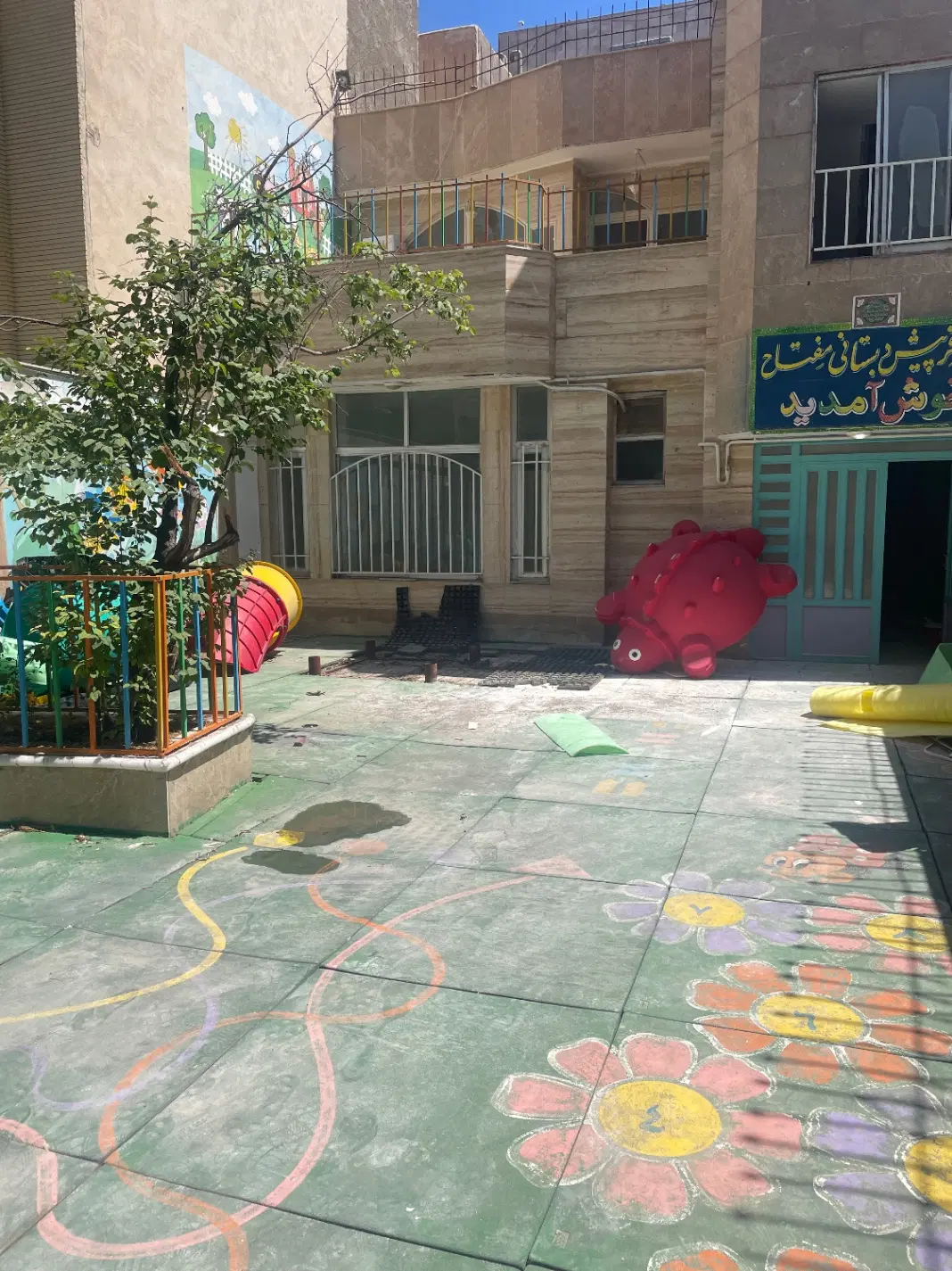اجاره فضای کافی شاپ در سالن زیبایی