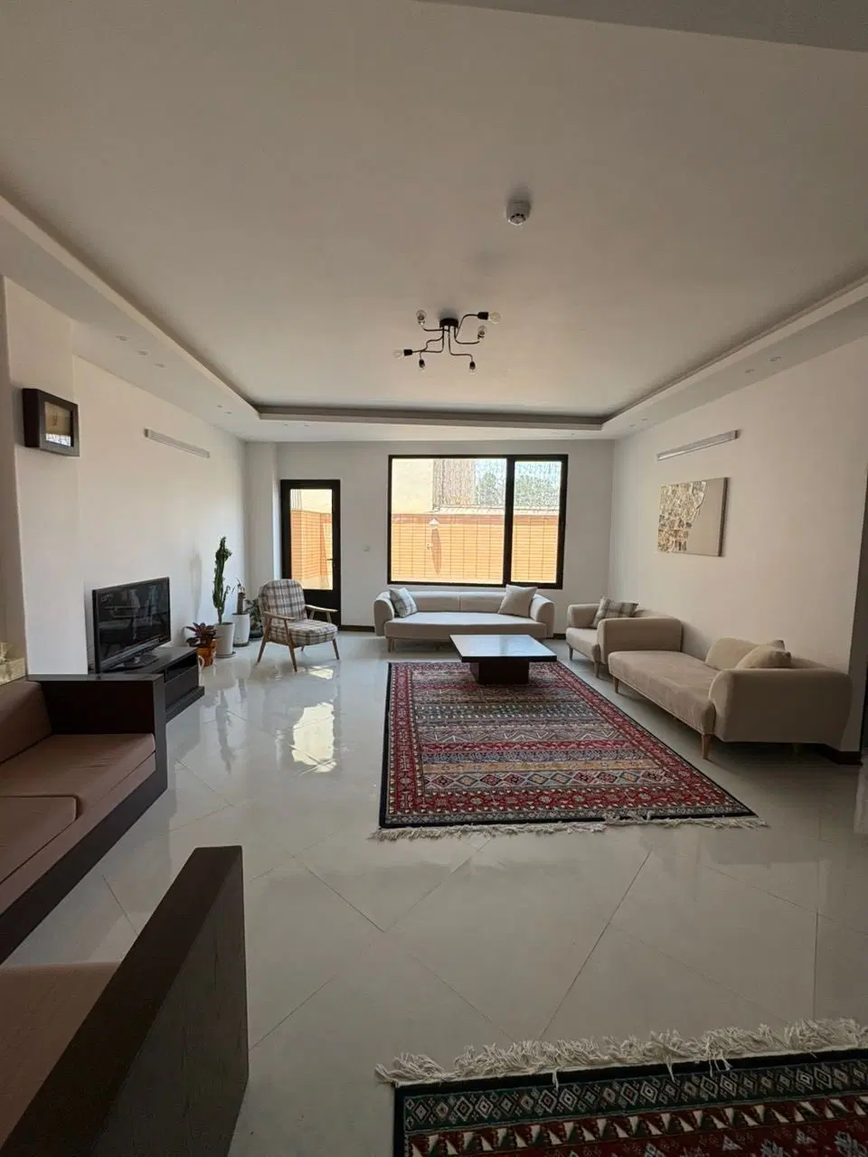 فروش واحد مسکونی بلوار دانش