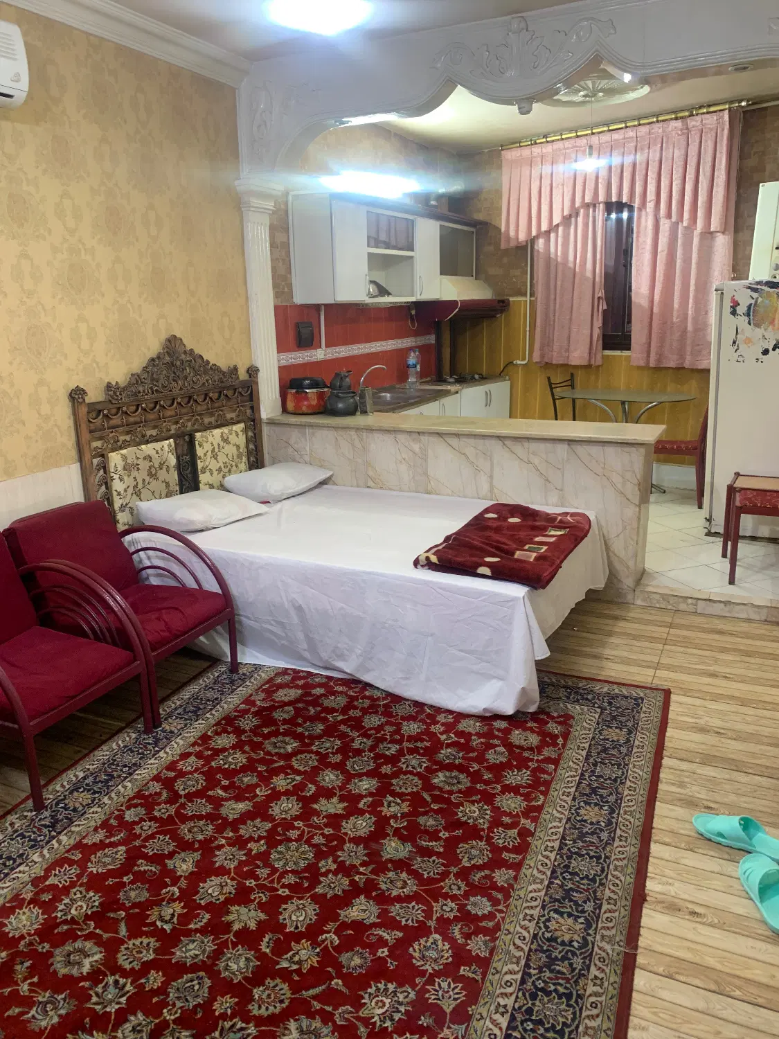 سوییت حیاط ویلایی