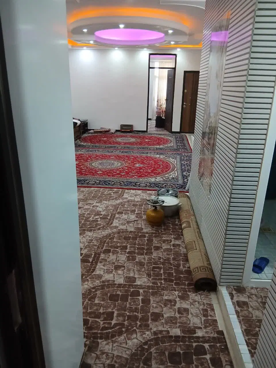 آپارتمان 98 متری در شهرک اکباتان