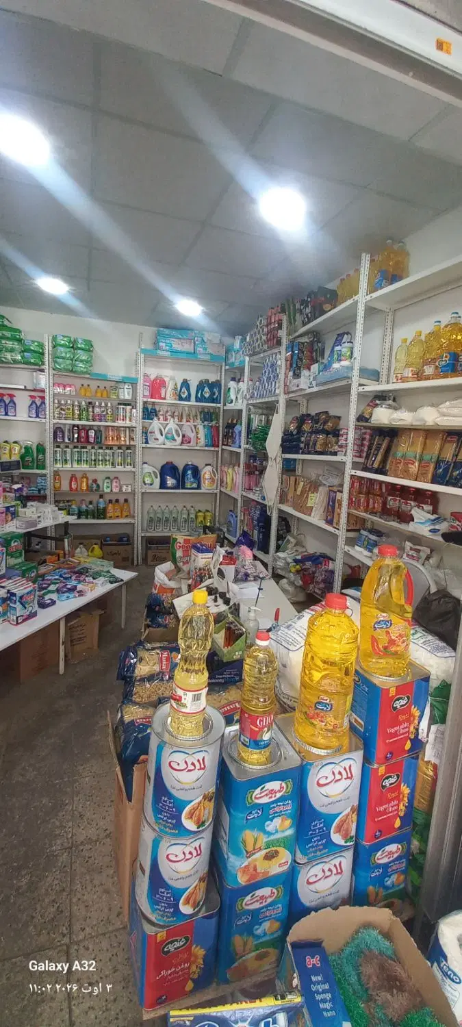 مغازه تجاری ۱۲ متری خیابان فرح