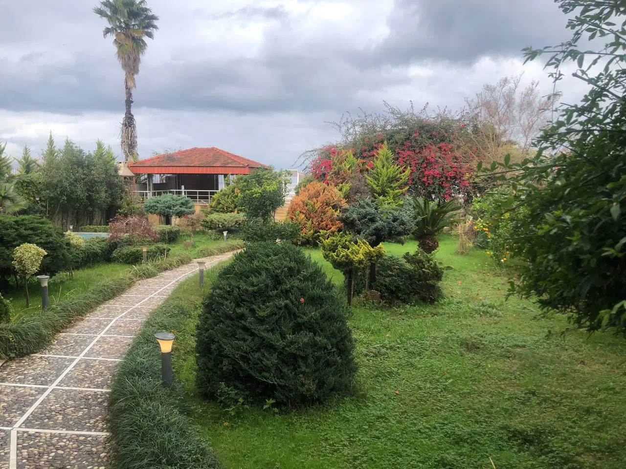 تهاتر زمین و ویلای چالوس با ملک تهران یا میلگرد