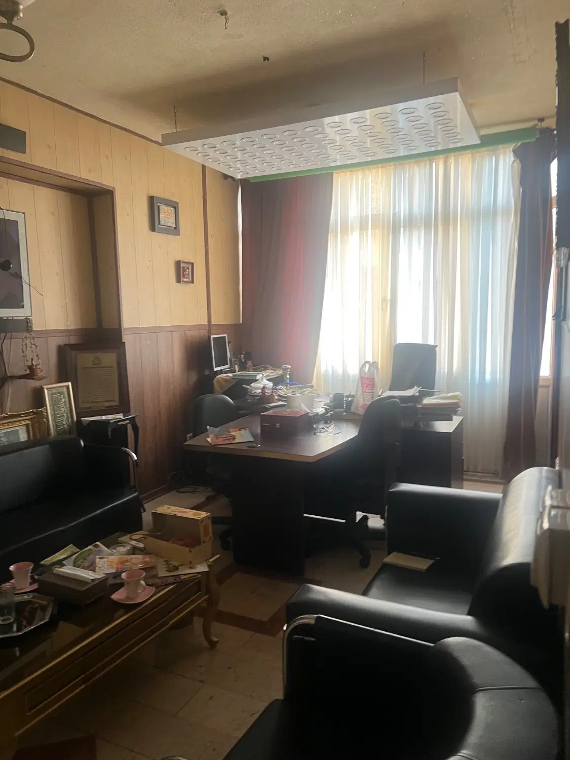 آپارتمان اداری با دسترسی ممتاز و5اتاق