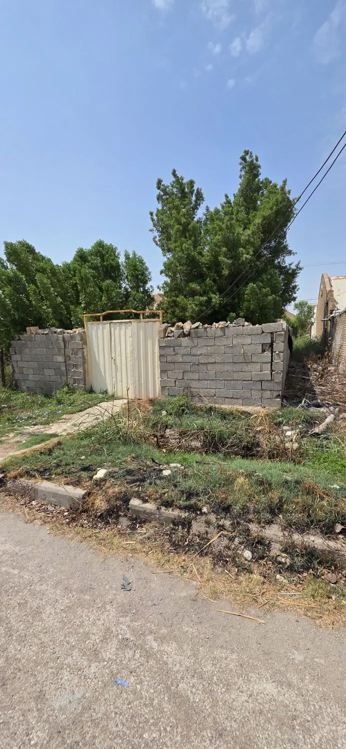 خانه کلنگی موقعیت عالی
