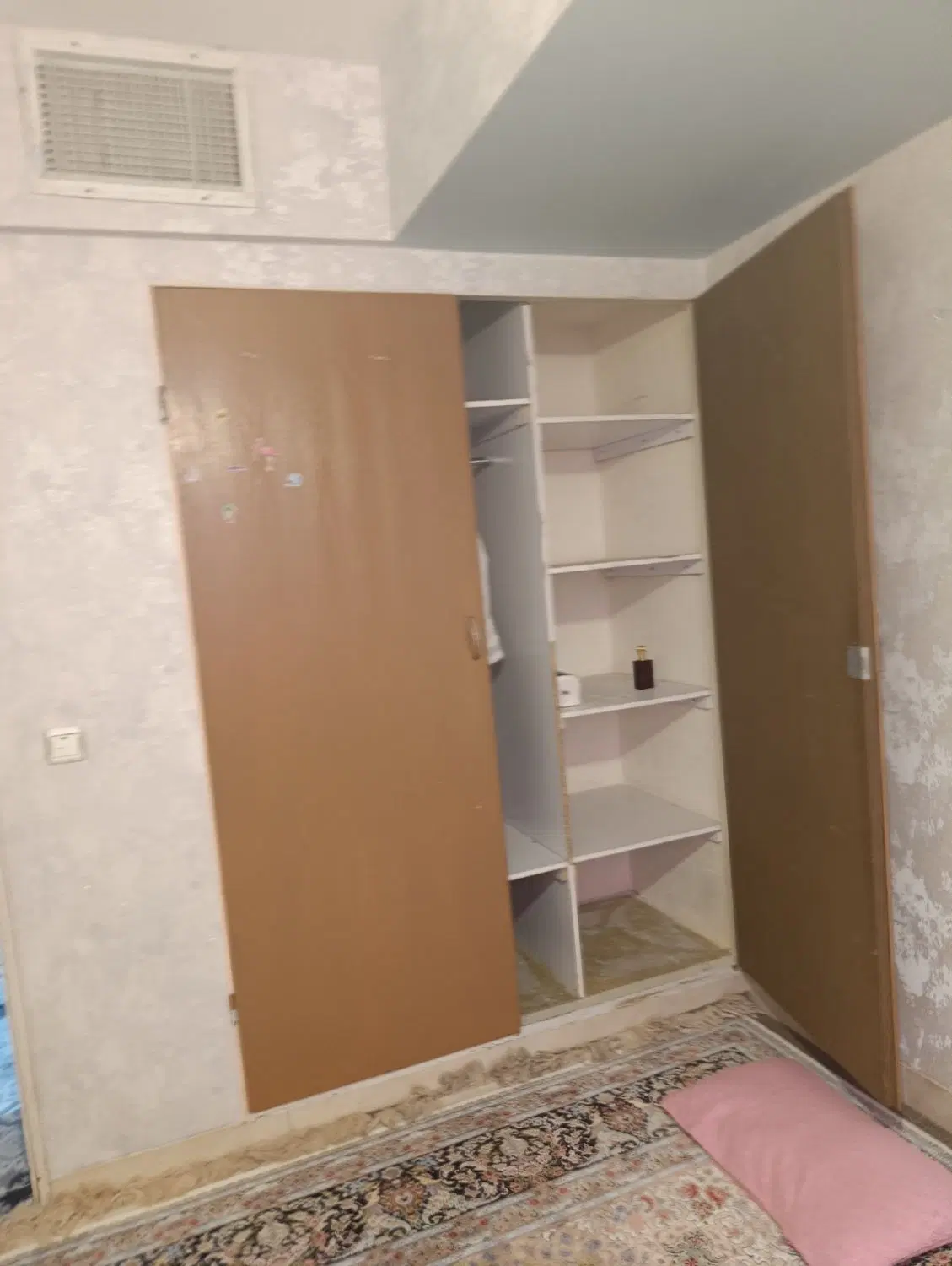 فروش  واحد دوخوابه خیابان کلاهدوز