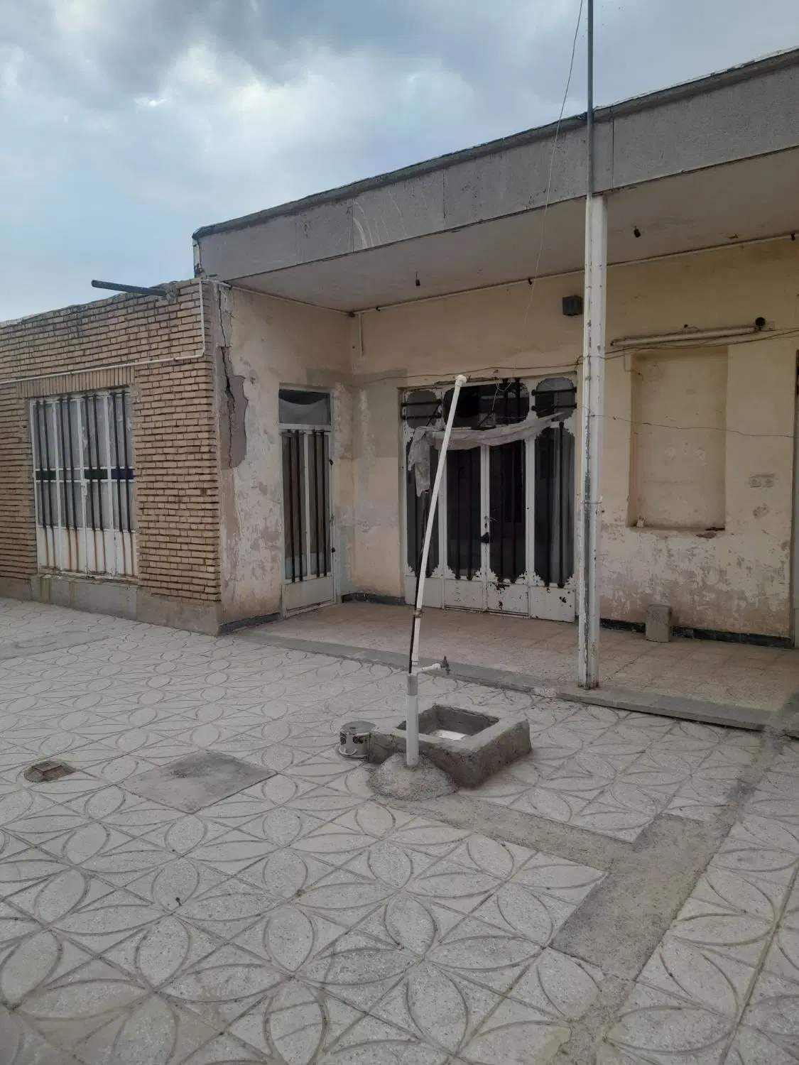 منزل ویلایی 210 متر روستای عزیزاباد
