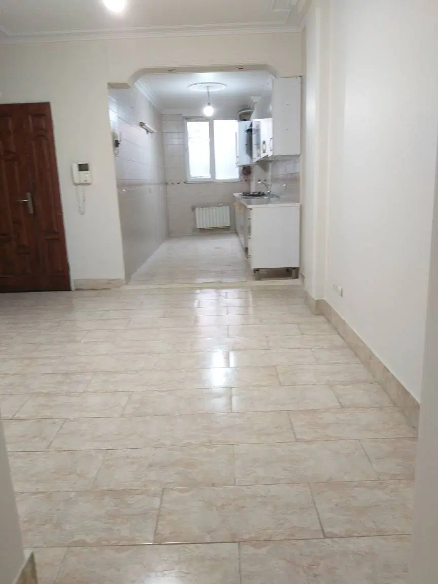 63متر2خوابه با پارکینگ و انباری