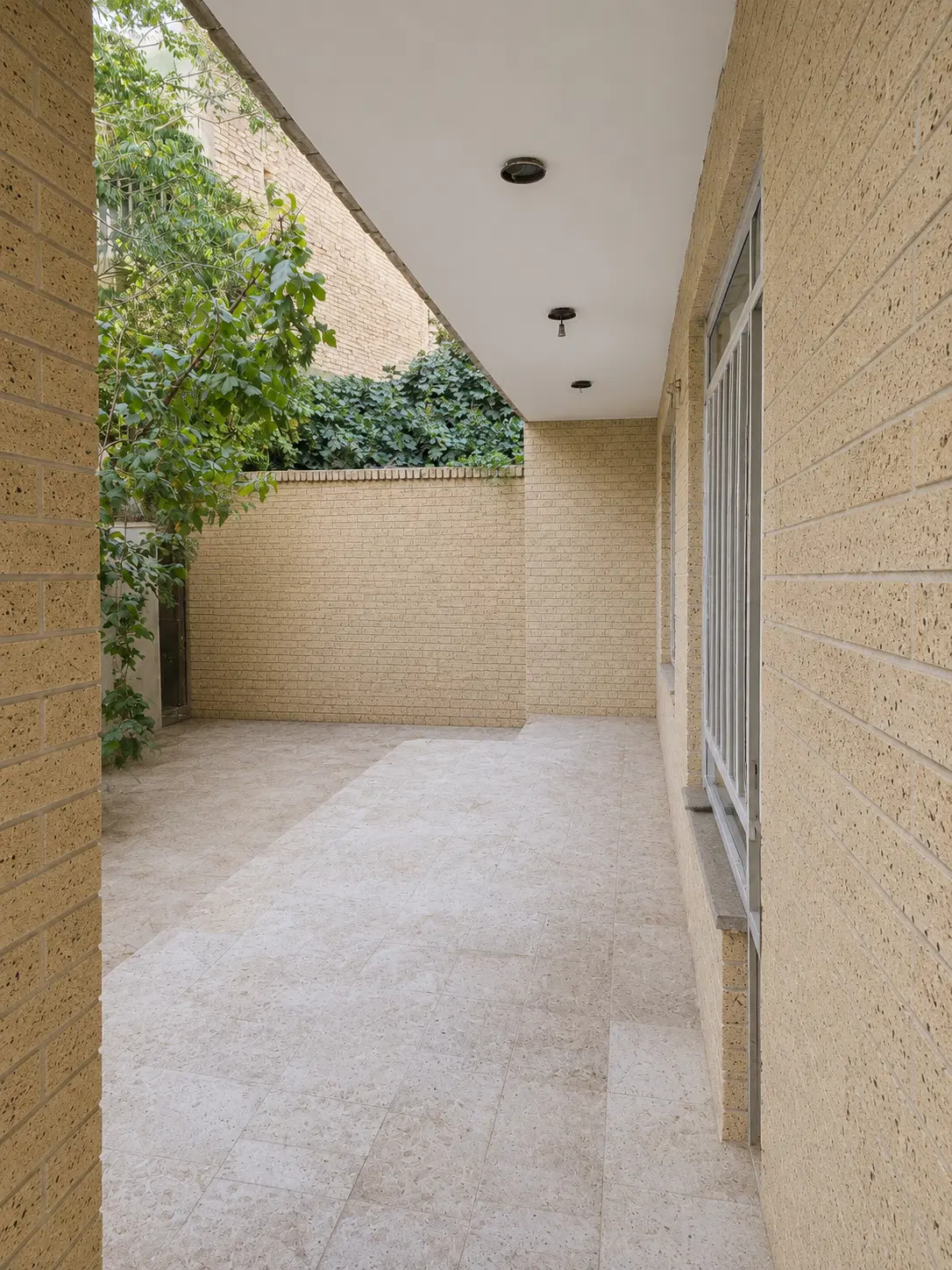 خانه همکف ۱۰۰ متری
