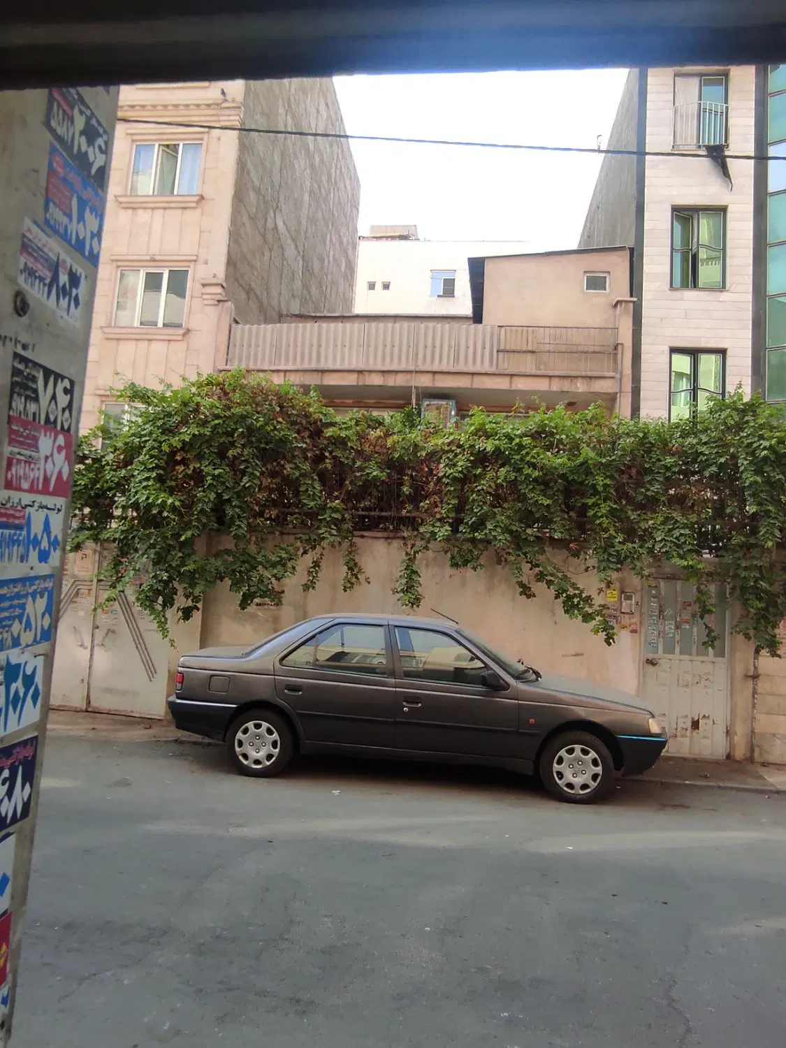 خانه ویلایی کلنگی