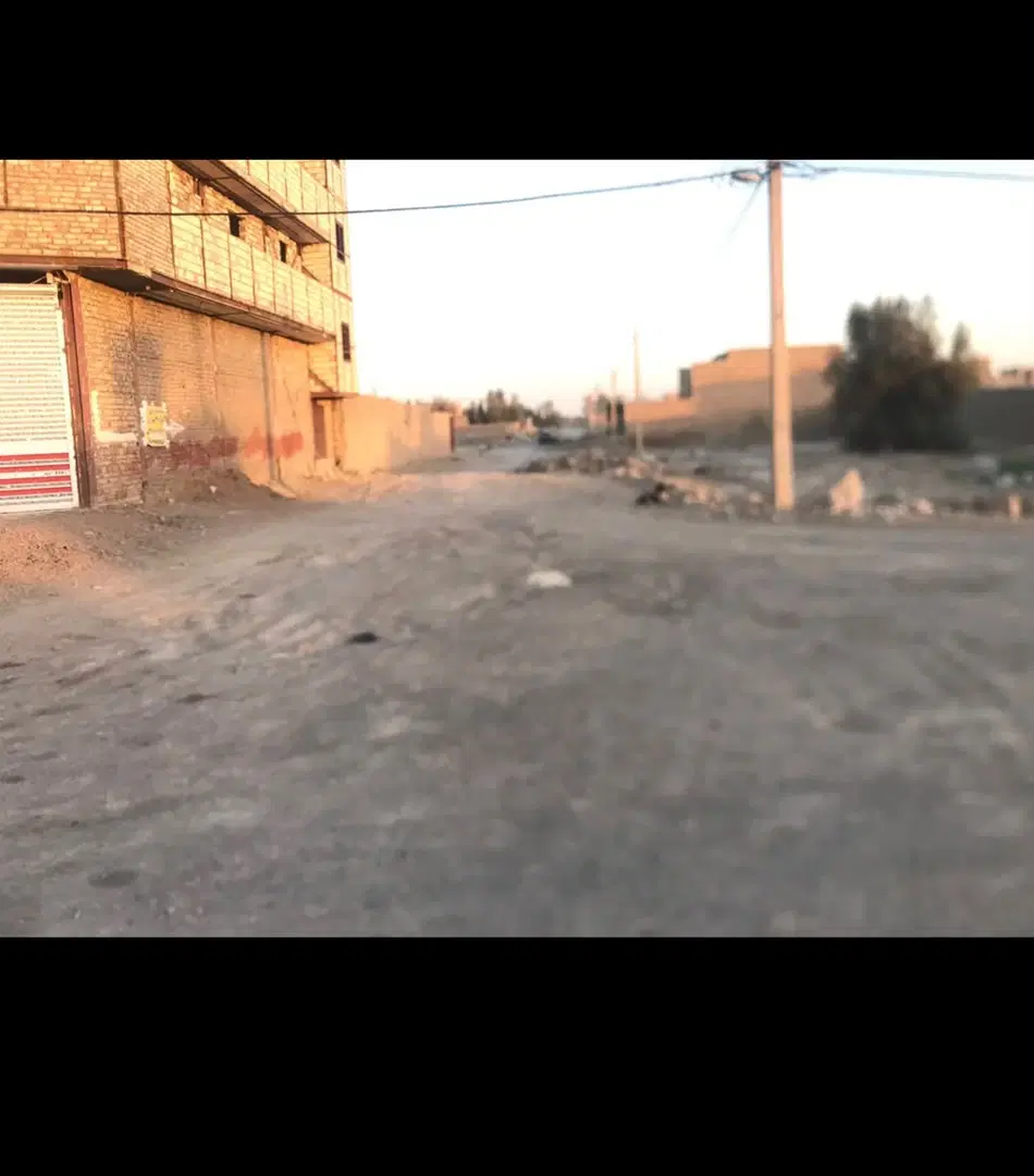 زمین دانشگاه 32