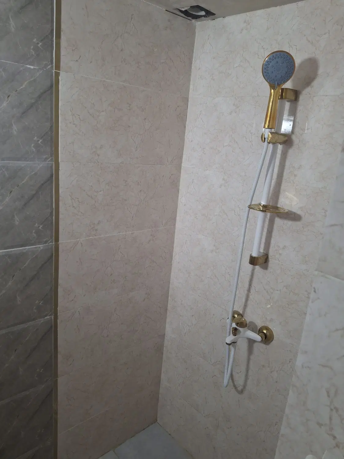 اجاره خانه ۶۰متری طبرسی غفاری