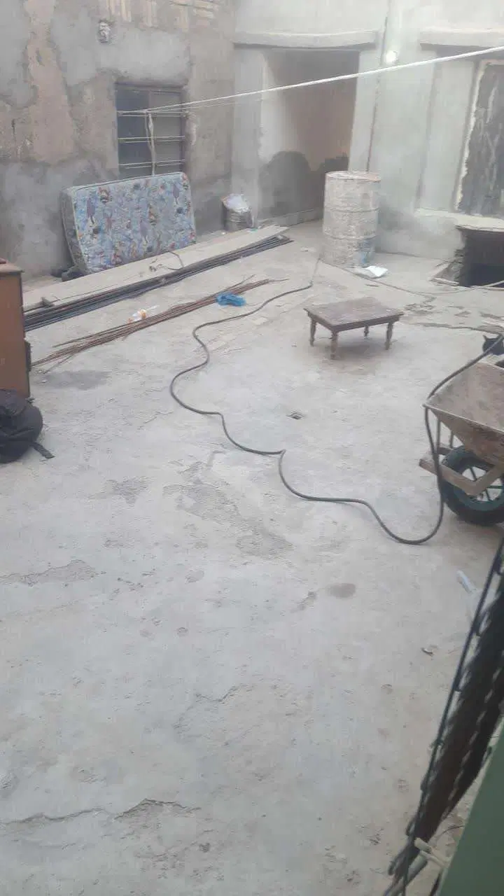 156 متر، نزدیک بازار رضا