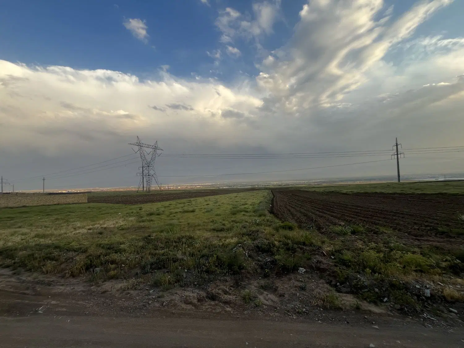 فروش زمین مناسب برای سرمایه گذاری
