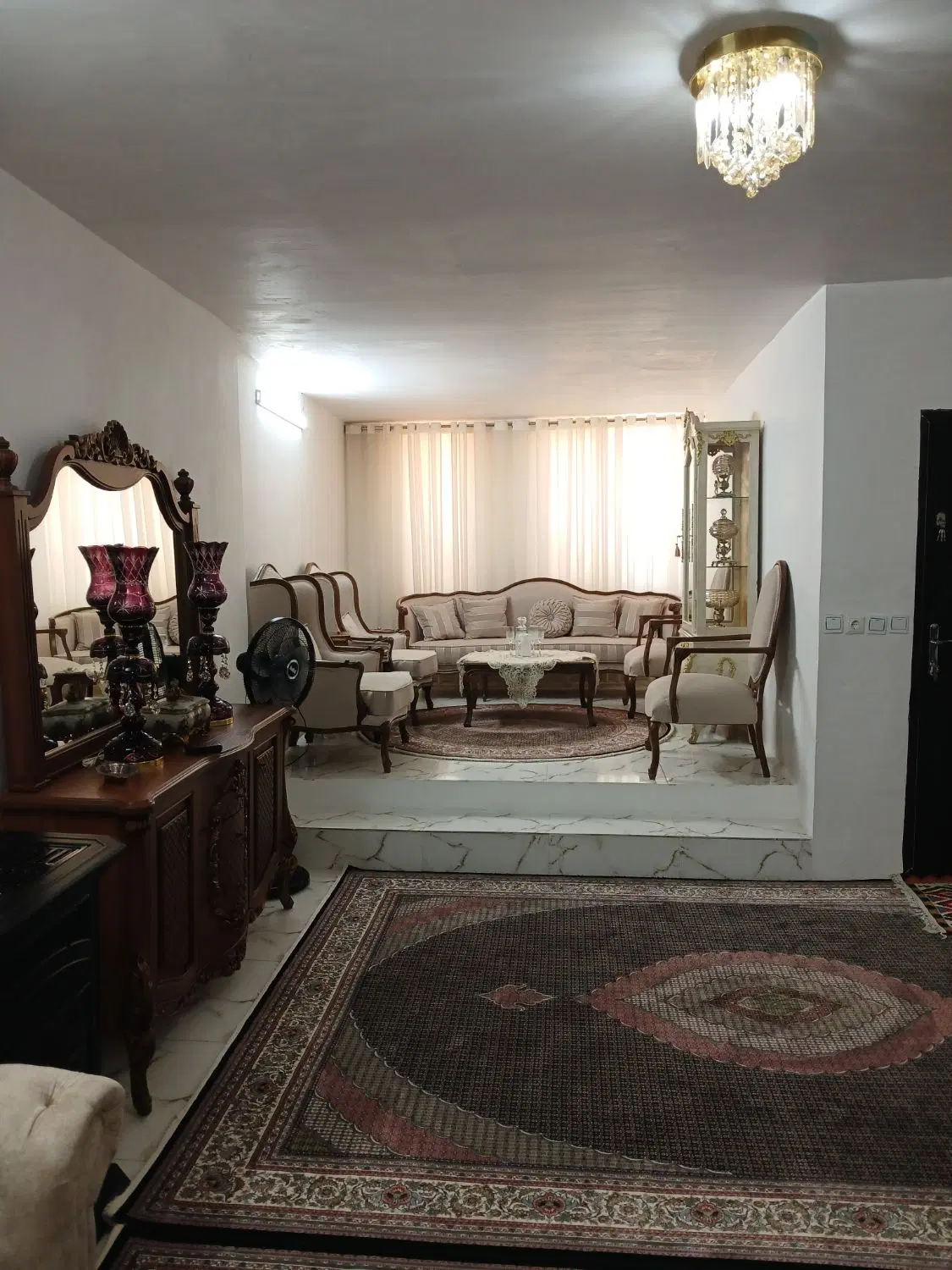 خانه ویلایی سه طبقه