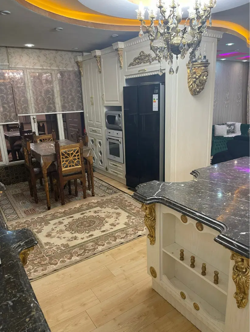 آپارتمان ۱۴۰ متری ۳ خواب لاکچری