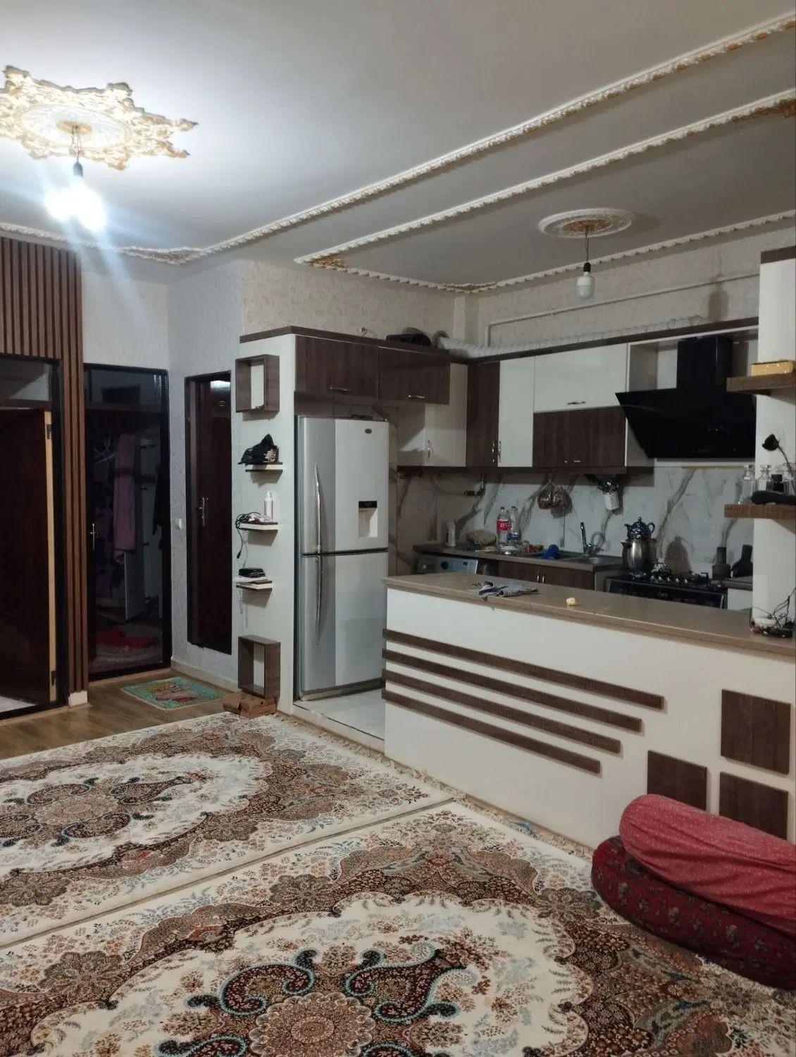 فروش واحد ۷۰متری در خیابان مفتح