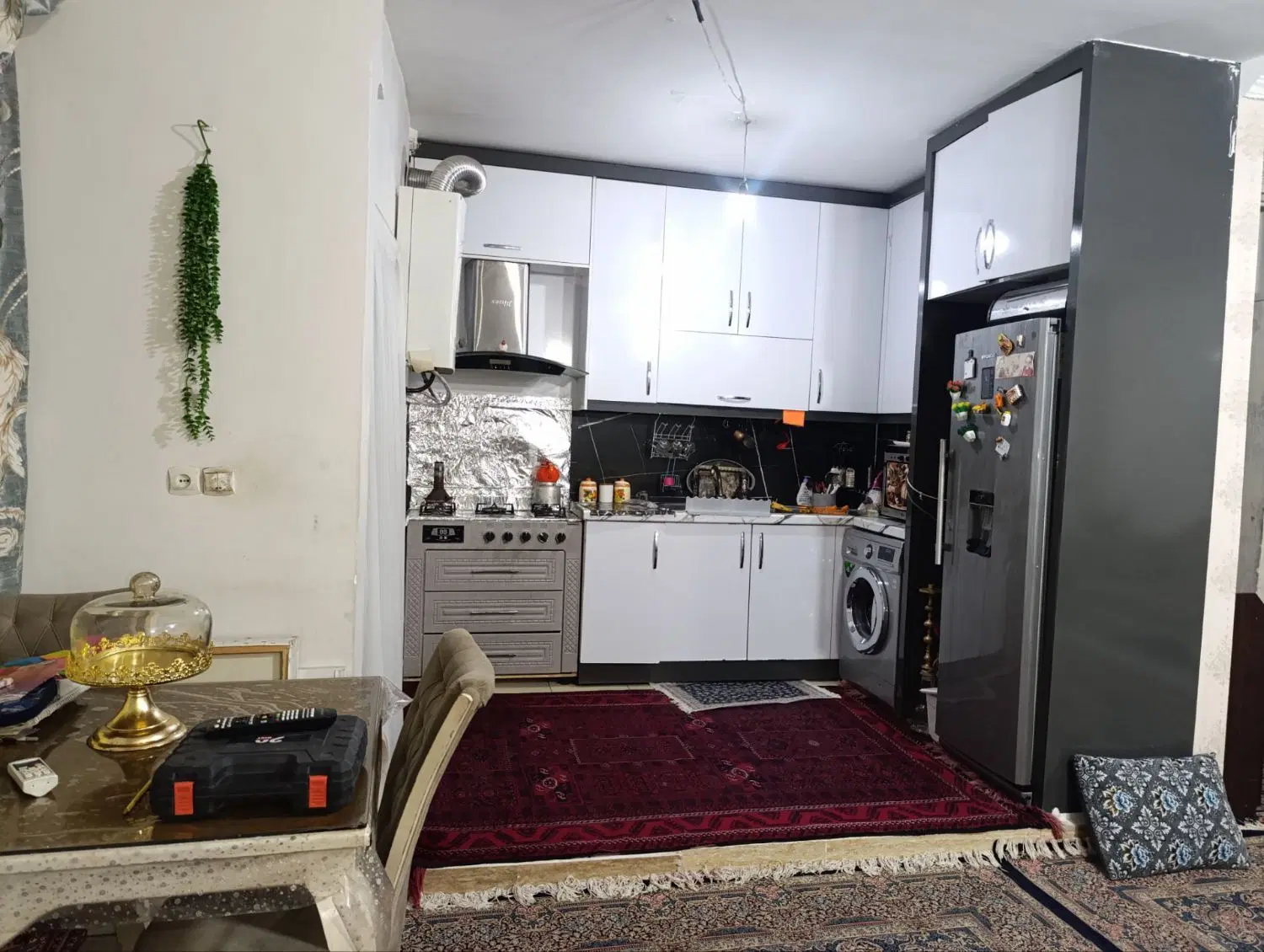ساختمان مسکونی