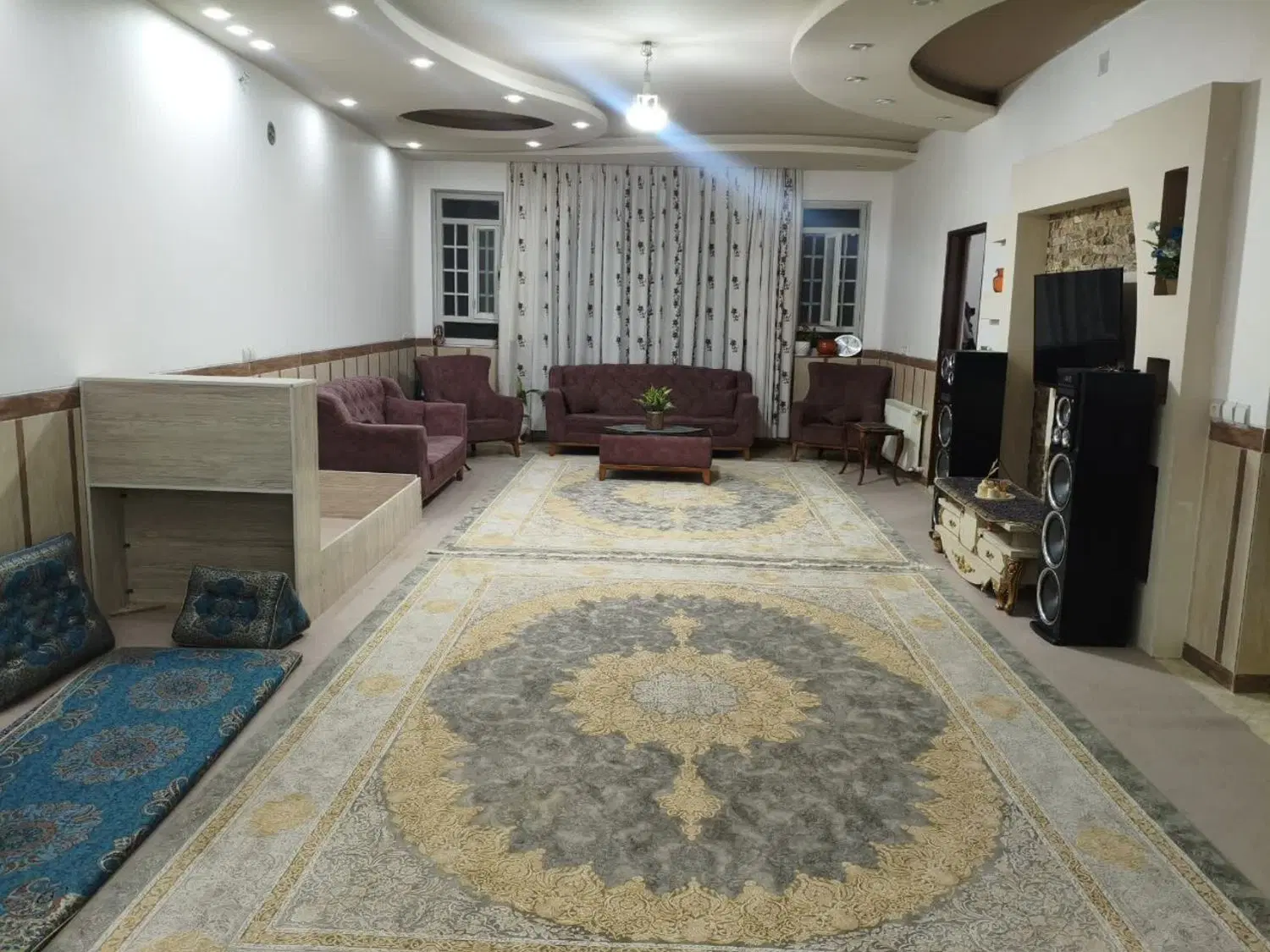 فروش خانه دوطبقه میدان امام علی خ بدر
