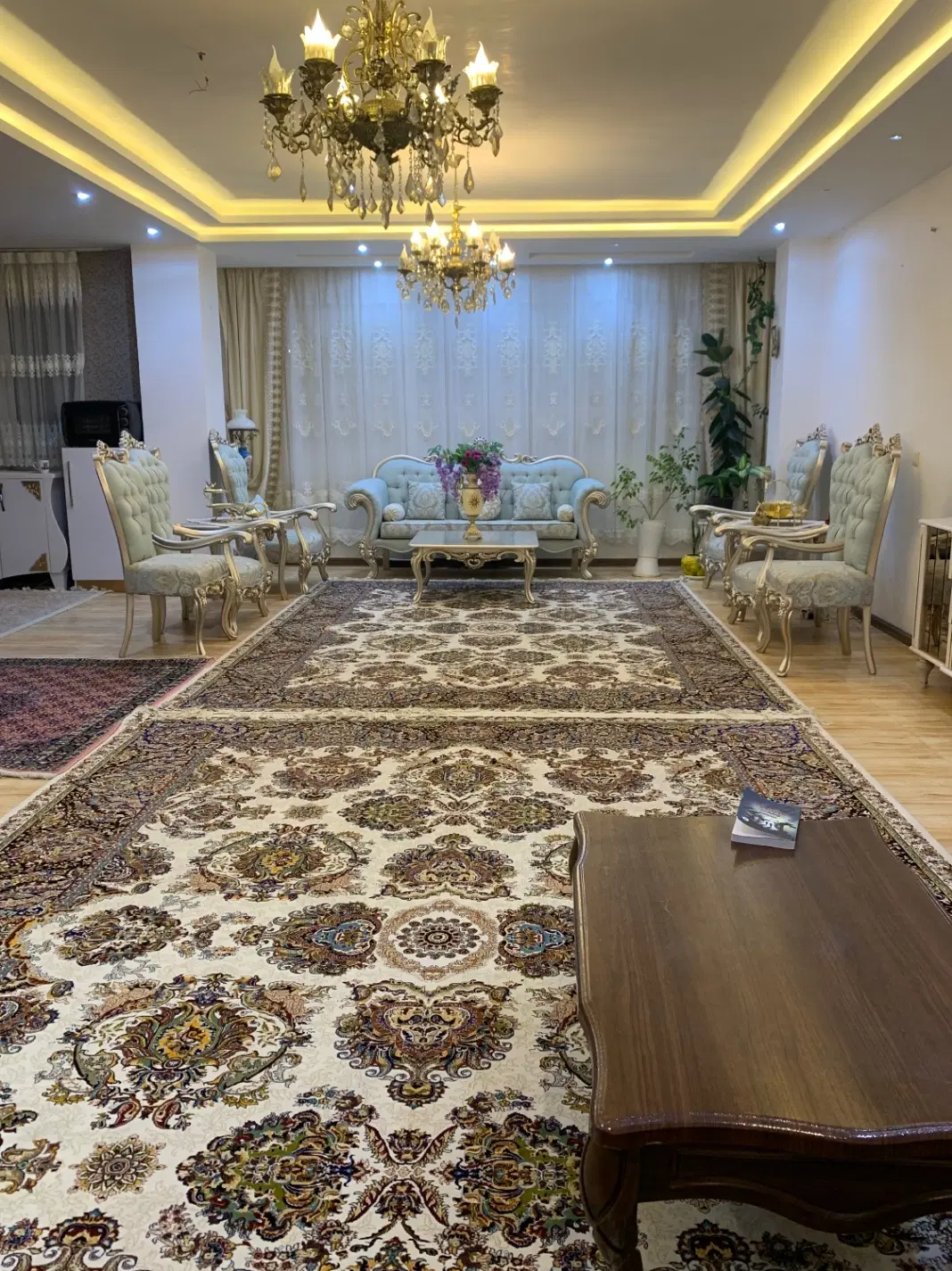 آپارتمان، ۱۵۰ متری