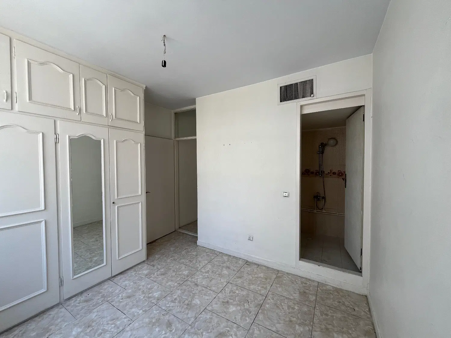 ۴۸ متری خیابان حسینی