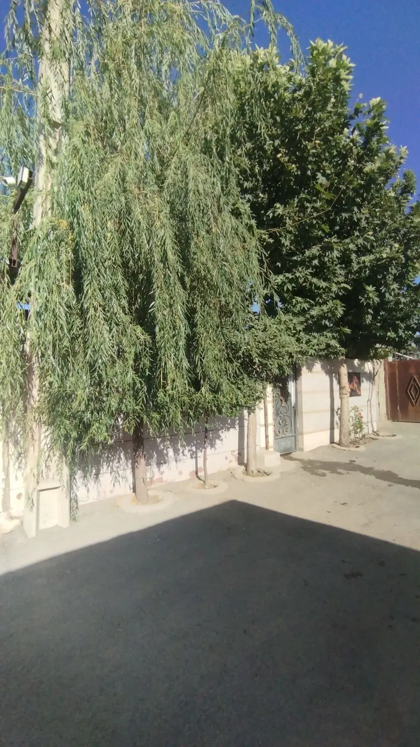 زمین فروشی