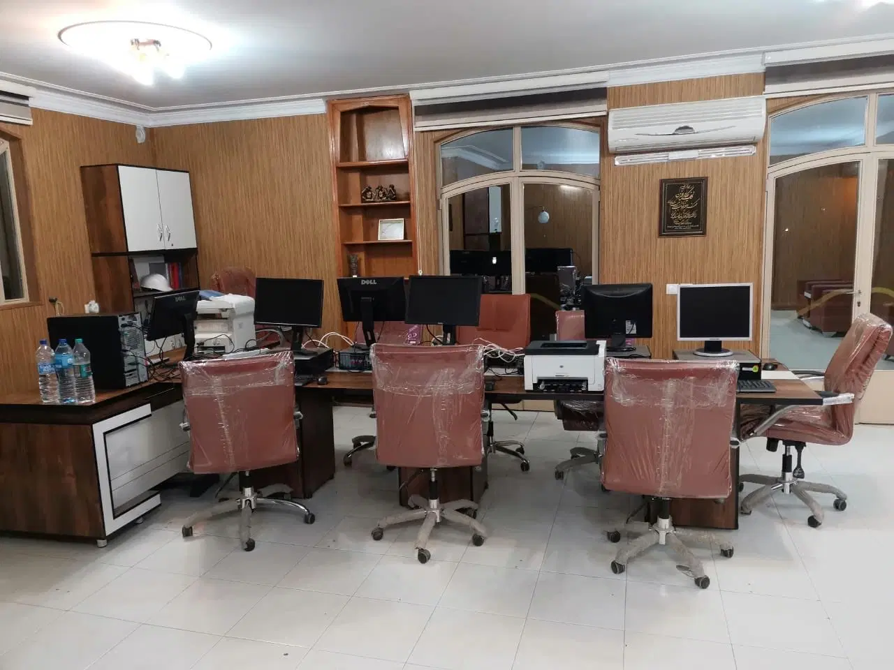 فروش دفتر کار اداری مناسب وکلا و پزشکان و