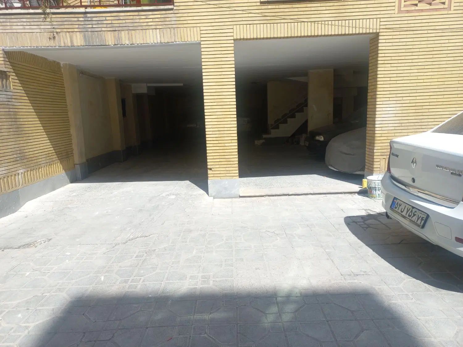 ۴۷ متر با ۱۰ متر پاسیو با پارکینگ و انباری