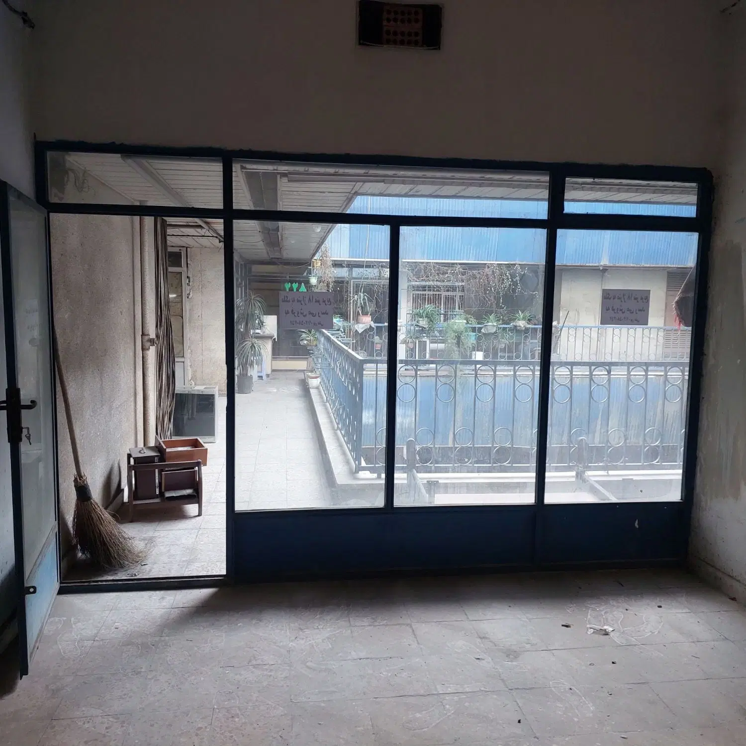 فروش مغازه ۱۸ متری