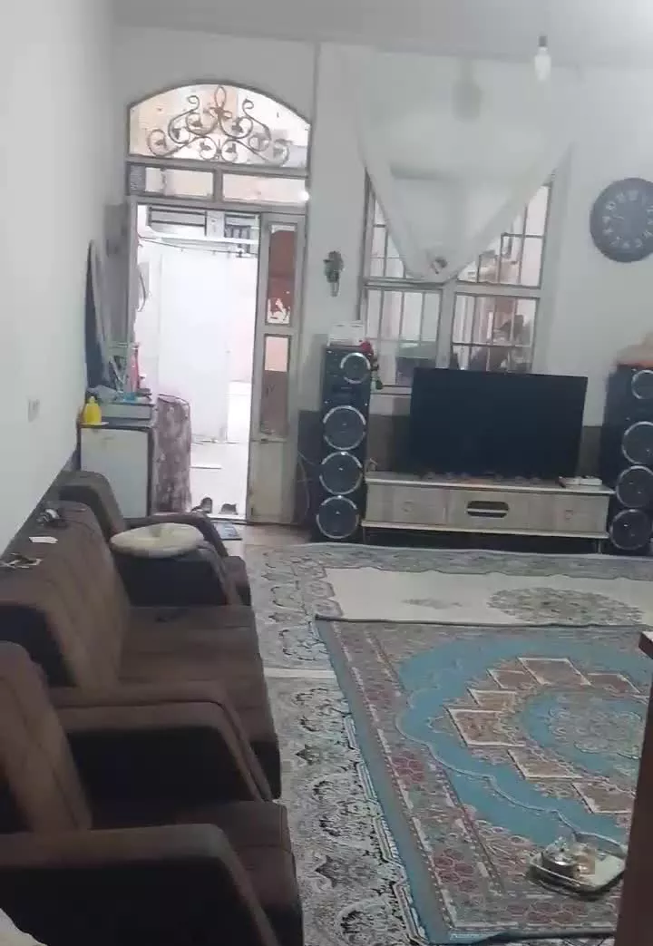 منزل دوخواب ویلایی درب حیاط شهرک گردخون