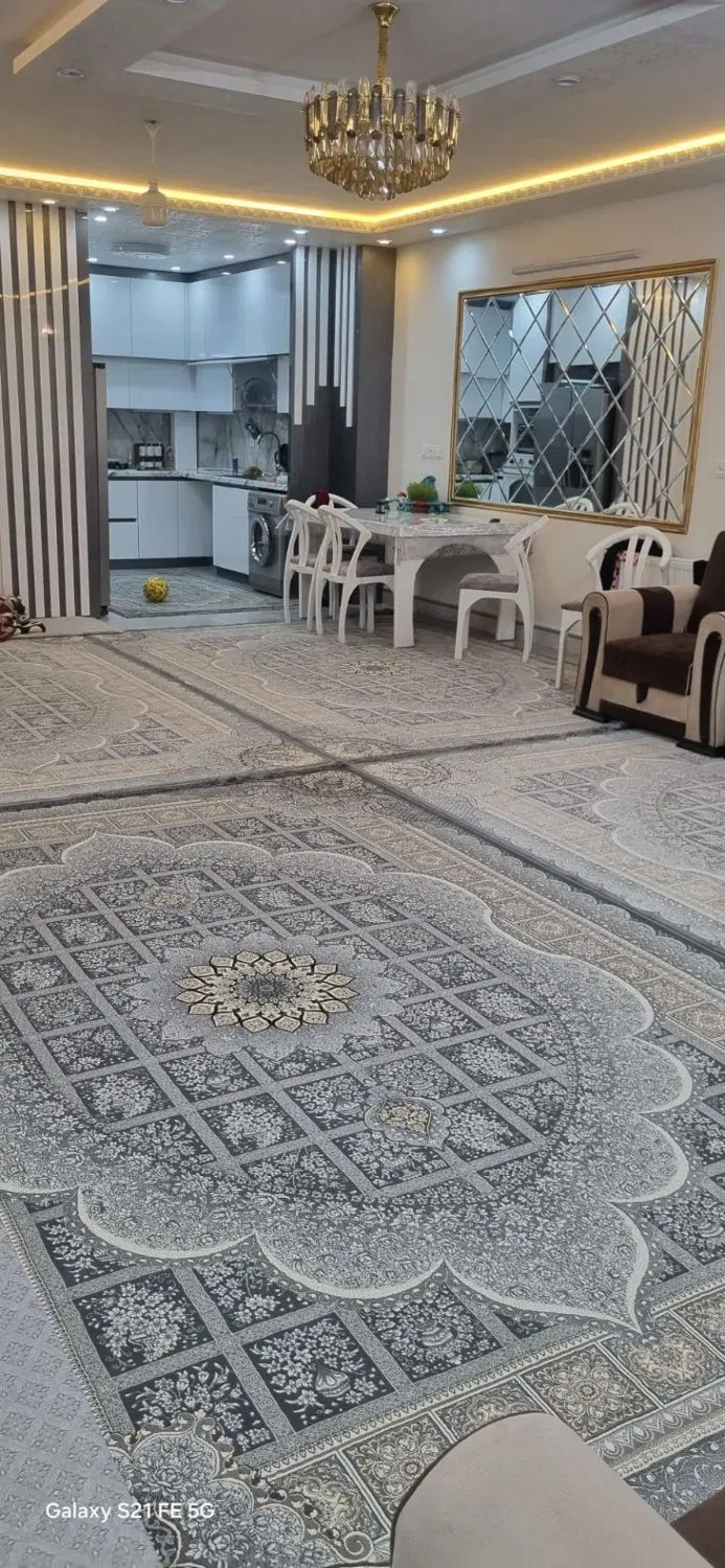 خانه ویلایی دوطبقه ونیم درب حیاط