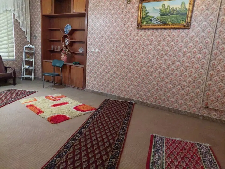خانه حیاط دار ۲ طبقه