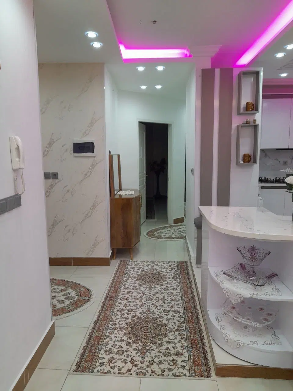 فروش یک واحد از چهار واحدی شهر جدید گلمان