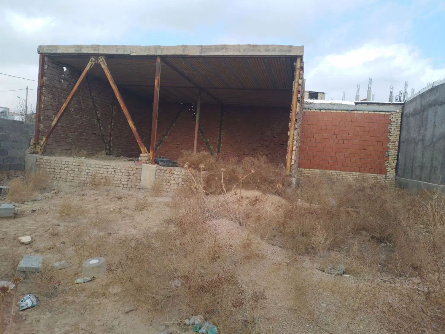 زمین حاشیه کمربندی تجاری
