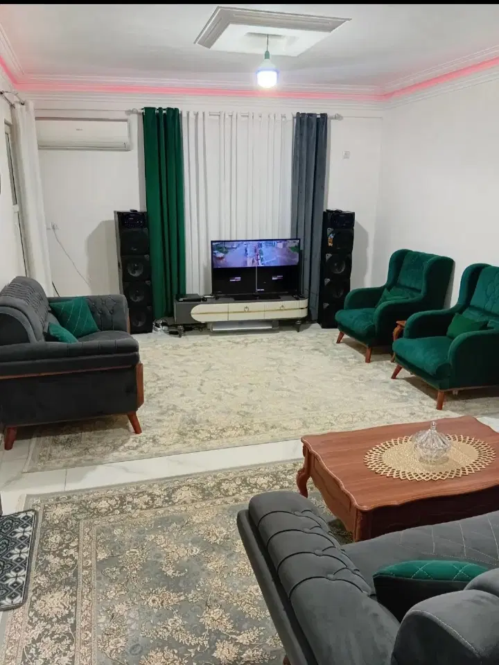 فروشه خونه دوطبقه طبقه بالا ب فروش میره