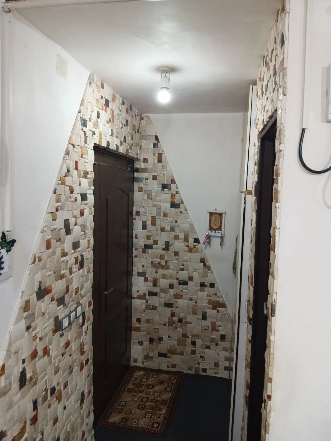 ابتدای  مسکن مهر نزدیک کلانتری واحد ۱۸