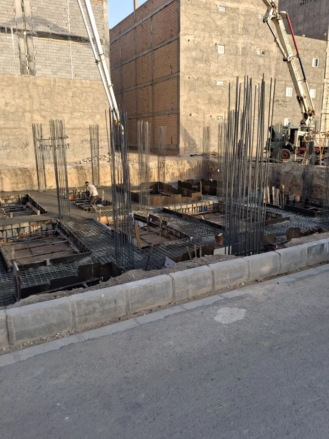 پیش فروش آپارتمان بهرام اباد
