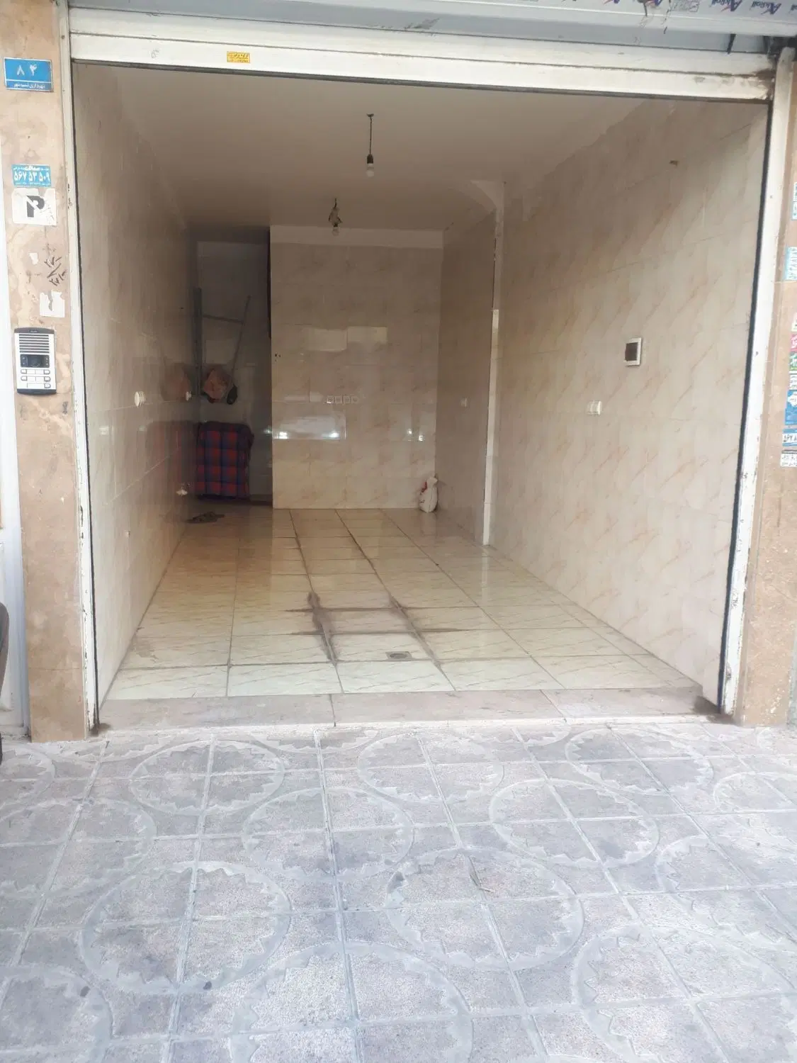 اجاره مغازه جهت پارکینگ یا انباری