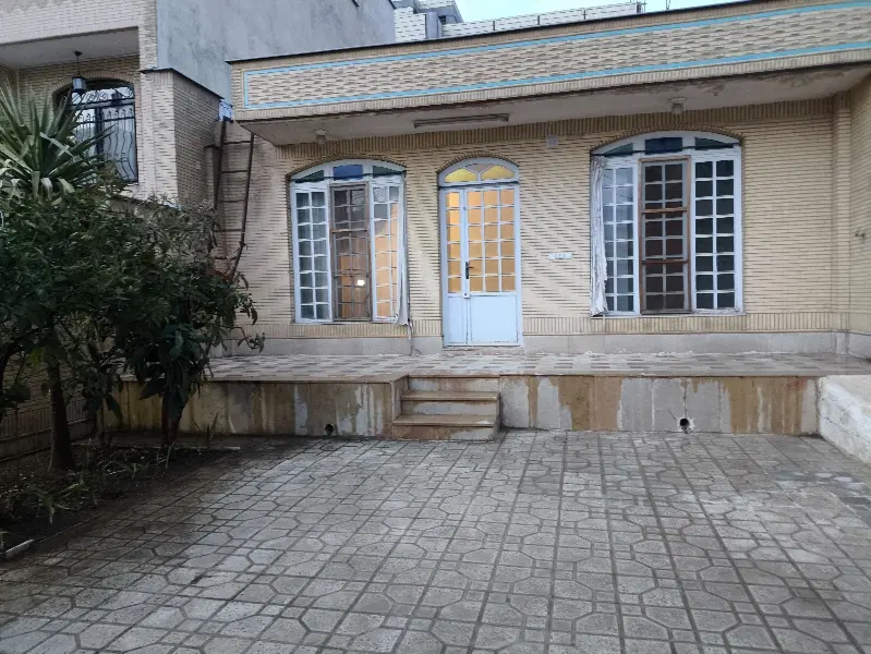 ویلایی 240 متری