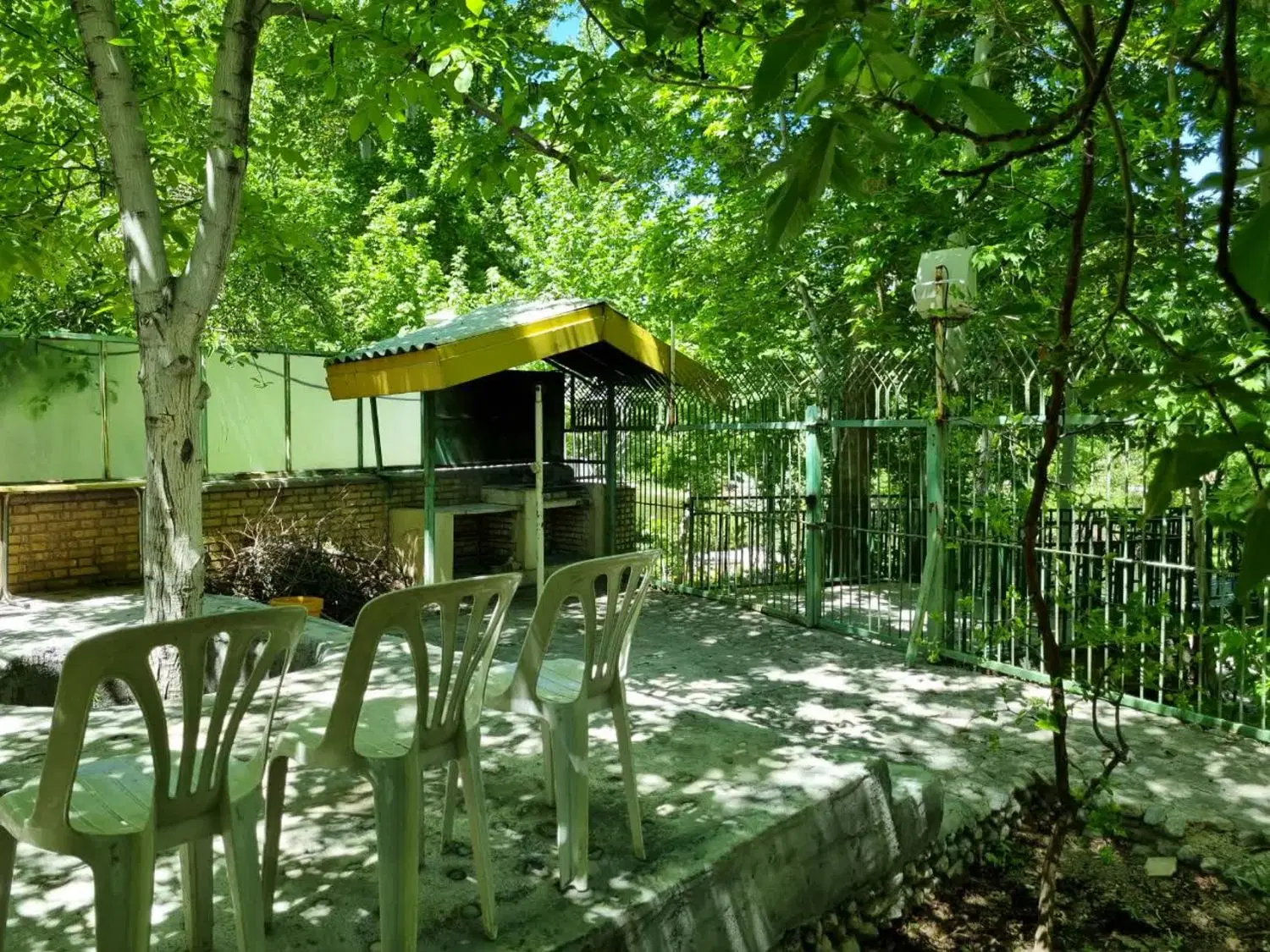 اجاره ویلا ساحلی لب آب باغبهادران