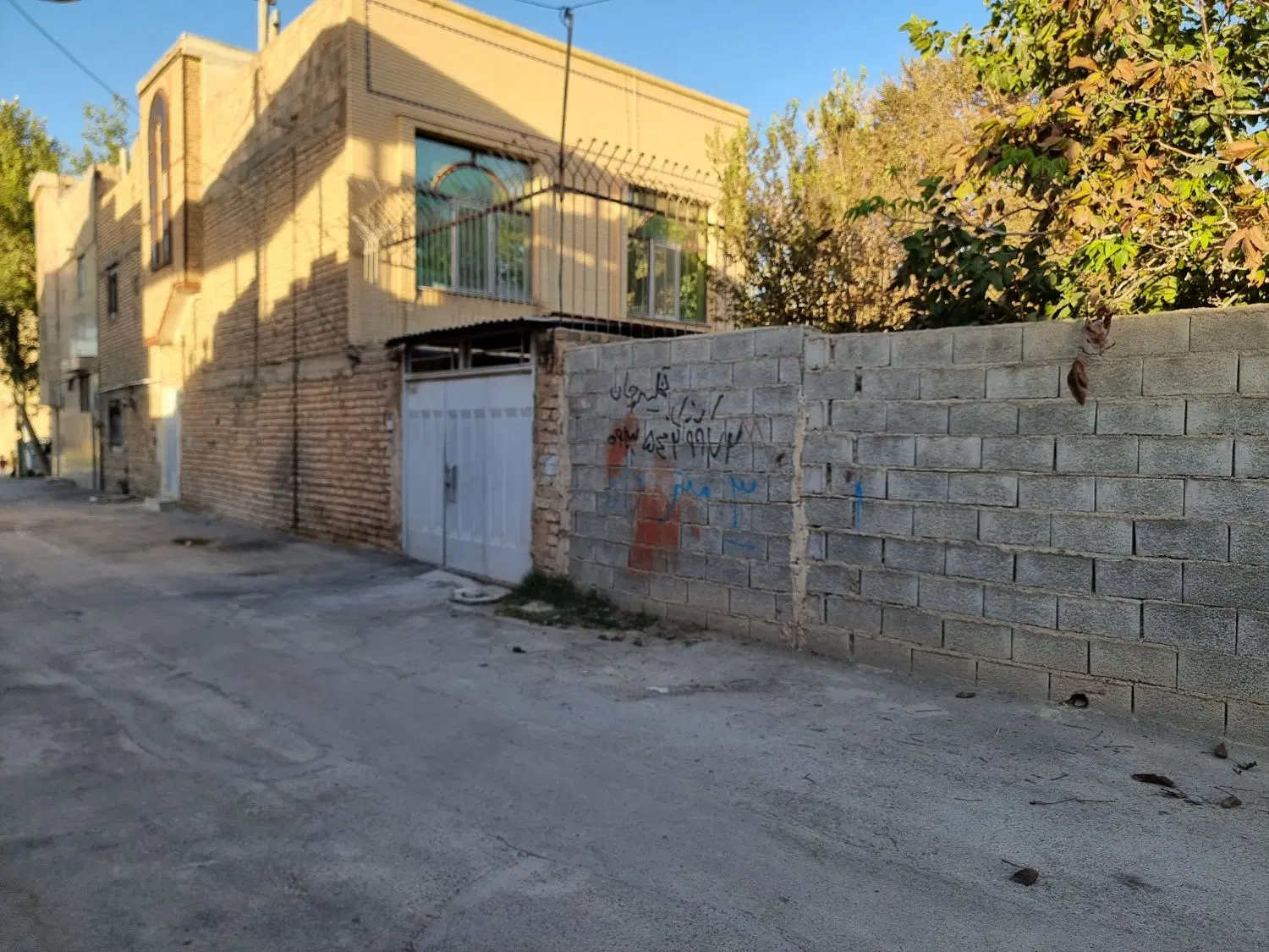 زمین مسکونی ( سند دار )